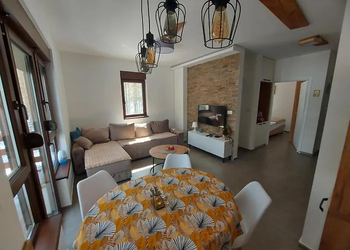 Borova Prica Lägenhet